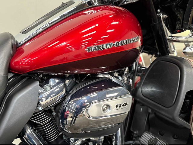 Harley davidson - tour - motorfiets - 2019 - afbeelding 9 van  26