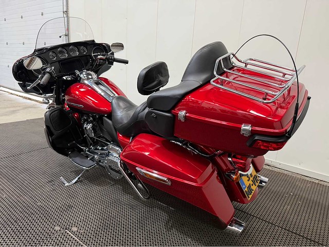 Harley davidson - tour - motorfiets - 2019 - afbeelding 20 van  26