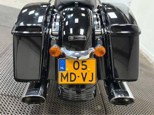 Harley davidson- tour - motorfiets - 2014 - afbeelding 25 van  26