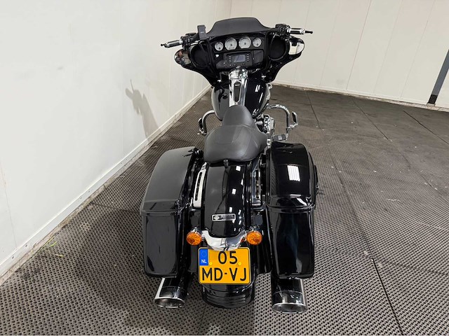 Harley davidson- tour - motorfiets - 2014 - afbeelding 26 van  26