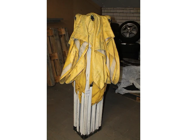 Harmonicatent. afmeting 450 cm x 300 cm - afbeelding 2 van  3
