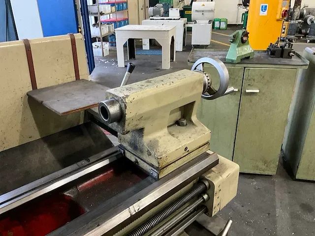 Harrison m500 universele draaibank - afbeelding 15 van  17