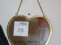 Hartvormig wandspiegeltje 20 x 20 cm. - afbeelding 2 van  2