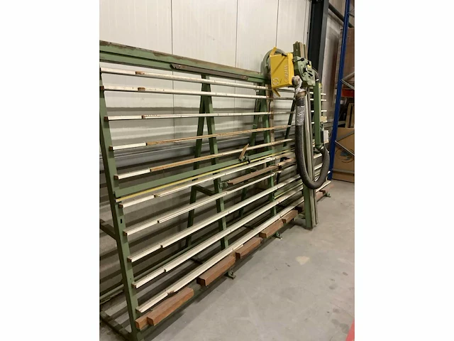 Harwi 1550 verticale platenzaagmachine - afbeelding 10 van  15