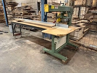 Harwi 625-h radiaalafkortzaagmachine v.v. aanvoertafel