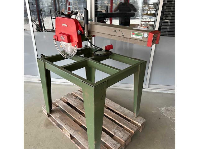 Harwi 625 radiaalafkortzaagmachine - afbeelding 1 van  10