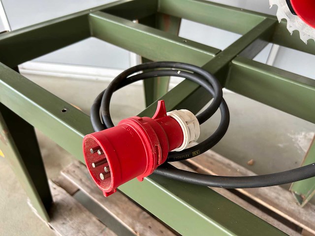 Harwi 625 radiaalafkortzaagmachine - afbeelding 10 van  10