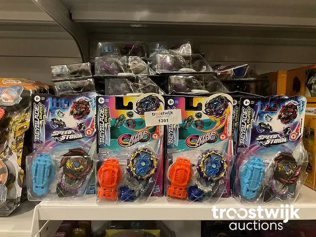 Hasbro beyblade burst surge 49 stuks - afbeelding 1 van  1