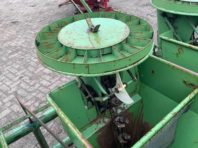 Hassia mechanische pootmachine - afbeelding 7 van  18