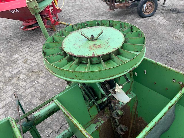 Hassia mechanische pootmachine - afbeelding 9 van  18