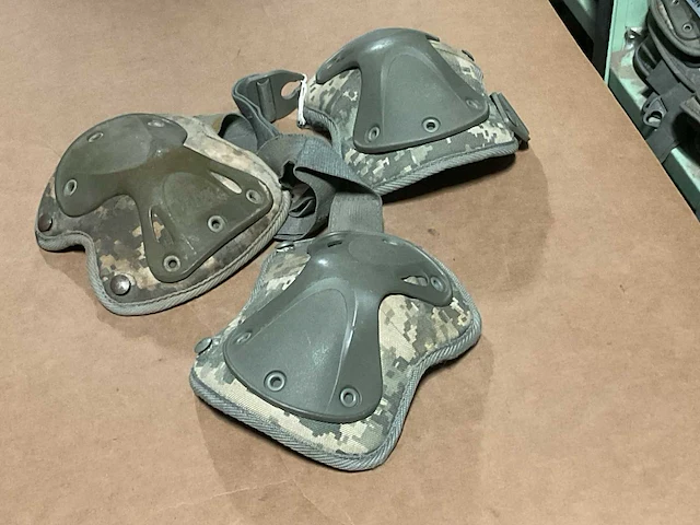 Hatch knee pad (3x) - afbeelding 1 van  3