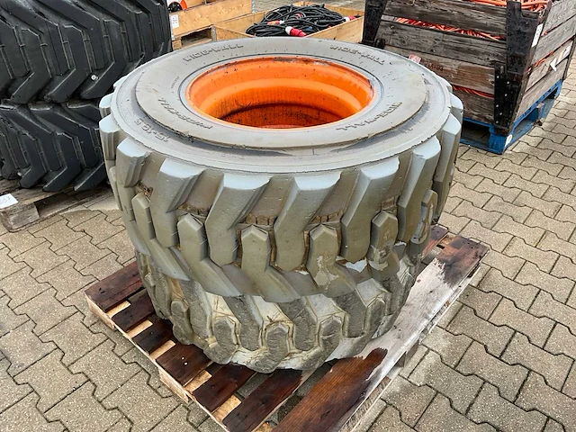 Hauler 15-19,5 hoogwerker wiel (2x) - afbeelding 1 van  10