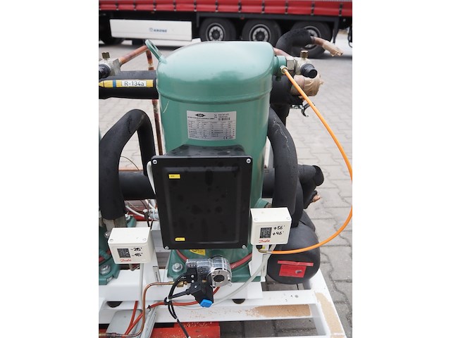 Hauser - afbeelding 3 van  13