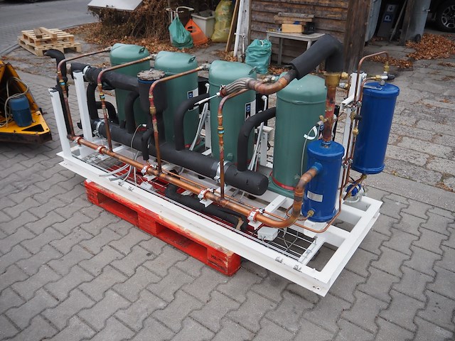 Hauser - afbeelding 8 van  13