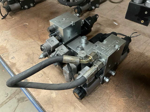 Hawe hydraulik ventiel blok - afbeelding 2 van  4