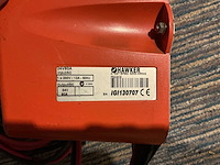 Hawker - 24v 80a - acculaders - afbeelding 2 van  2