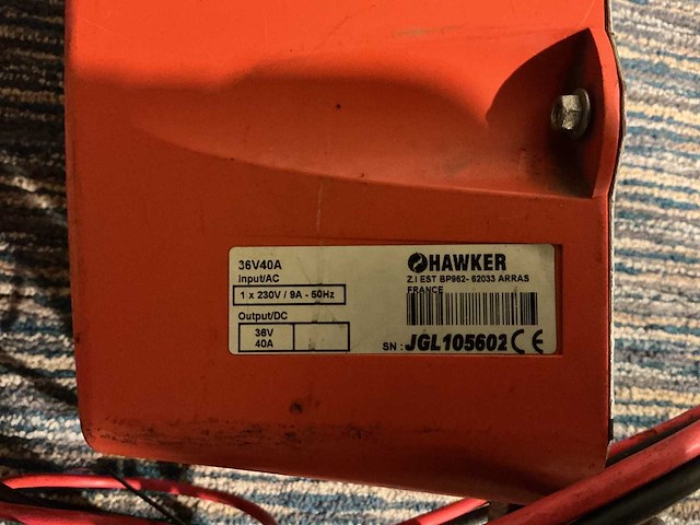 Hawker - 36v 40a - acculaders - afbeelding 2 van  2