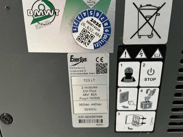 Hawker - 48v 82a - acculaders - afbeelding 3 van  3