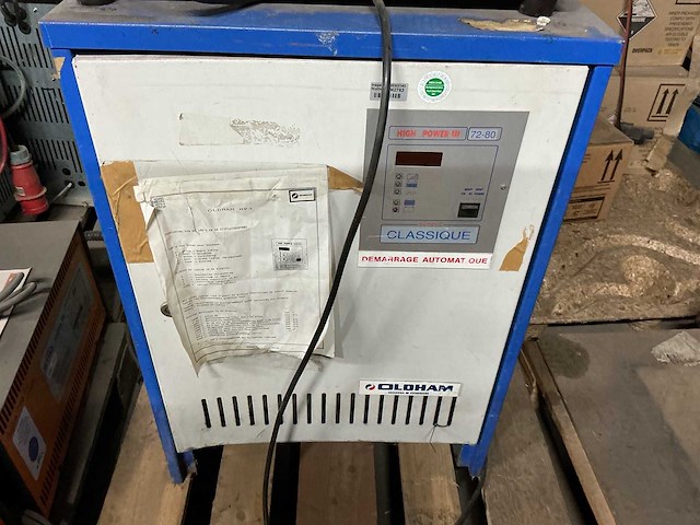 Hawker oldham - 72v 80a - acculaders - afbeelding 1 van  1