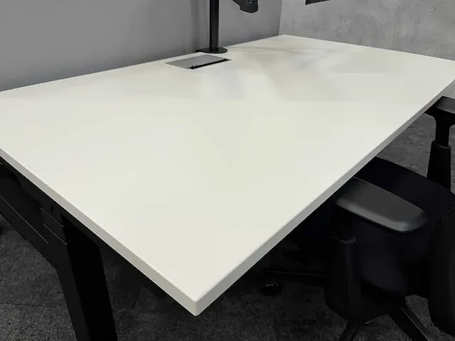 Haworth - complete elektrisch zit/sta duo werkplek 140x80 - afbeelding 19 van  49