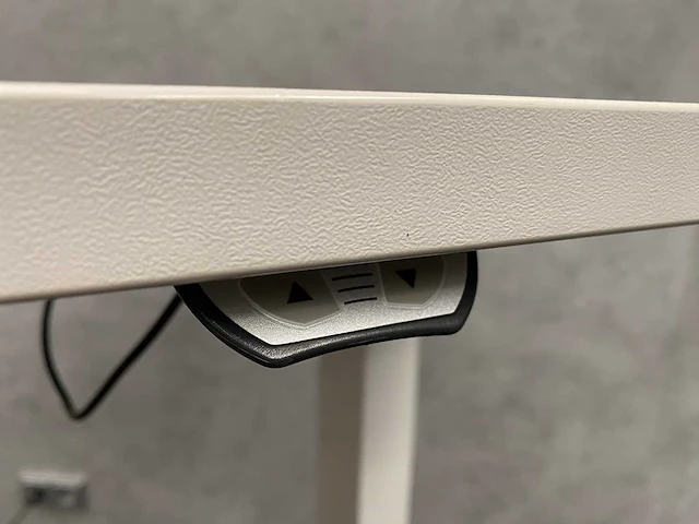 Haworth - elektrisch zit-sta bureau 140x70 - afbeelding 4 van  11