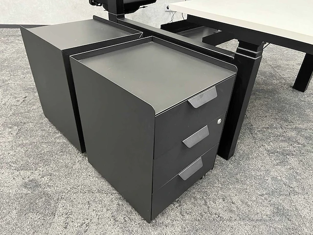 Haworth - elektrisch zit/sta duo werkplek 120x80 - afbeelding 18 van  24