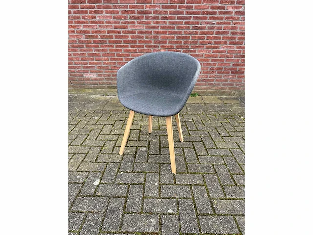 Hay a about chair design stoel (8x) - afbeelding 10 van  10