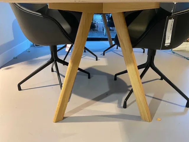 Hay eetkamertafel - afbeelding 2 van  5