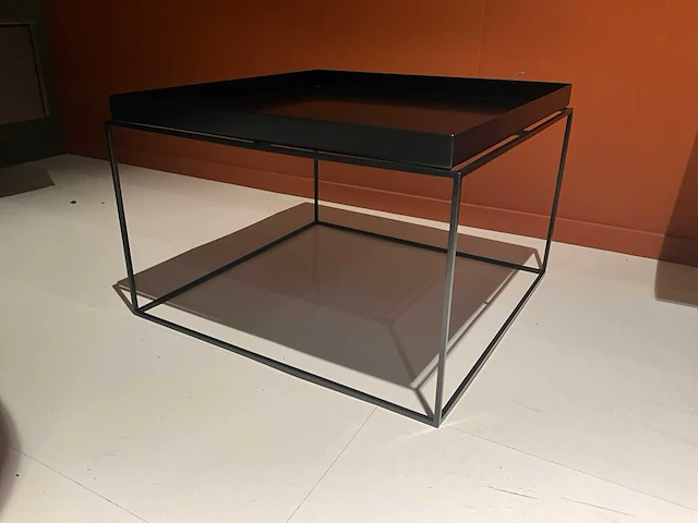 Hay medium bijzettafel - afbeelding 1 van  5