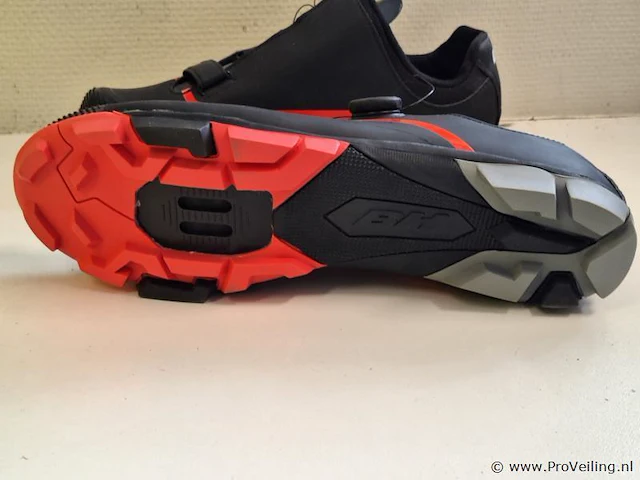 Hb mtb fietsschoenen model evo 2.0 | maat 48 - afbeelding 6 van  7