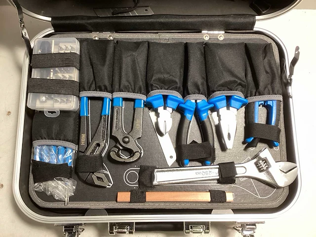 Hbm 228 delige professionele gereedschapskoffer - afbeelding 5 van  7