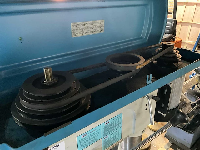 Hbm 32 kolomboormachine - afbeelding 11 van  12