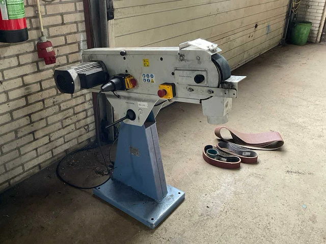 Hbm 750 x 2000 backstand bandschuurmachine - afbeelding 1 van  8