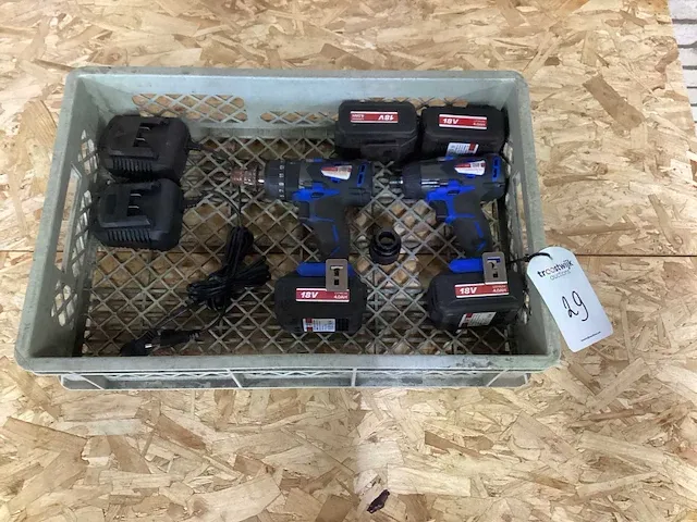 Hbm boormachine (2x) - afbeelding 1 van  2
