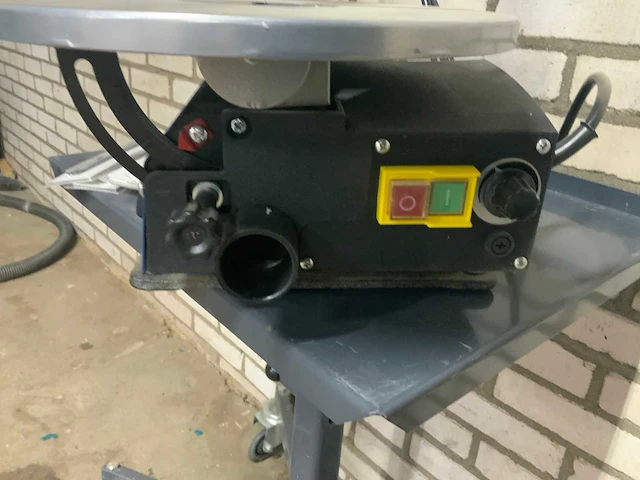 Hbm figuurzaagmachine ongebruik - afbeelding 4 van  5