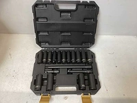 Hbm professionele 18 delige 1/2 inch krachtdoppenset met verlengstukken - afbeelding 1 van  2