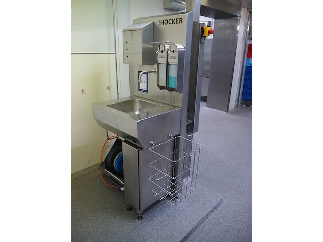 Hӧcker - afbeelding 1 van  13