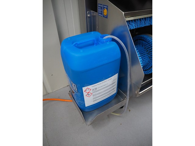 Hӧcker - afbeelding 4 van  14