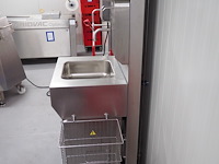 Hӧcker - afbeelding 8 van  14