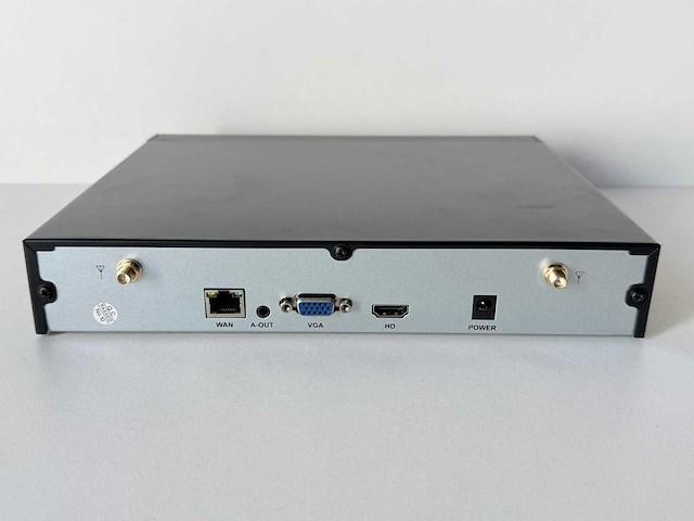 Hd spot light wifi kit. 4 camera's met lamp + dvr - afbeelding 4 van  5