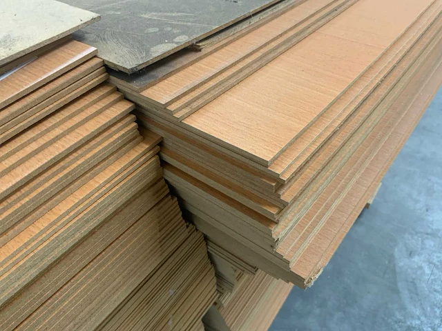 Hdf plaat 2440x610x3mm (400x) - afbeelding 6 van  7