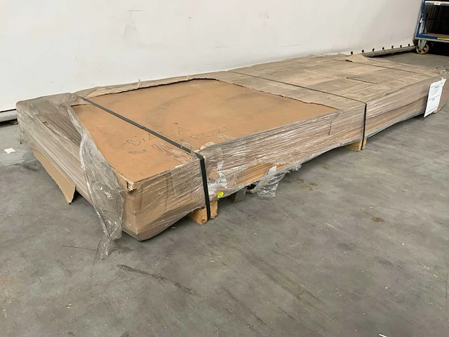 Hdf plaat 2600x1025x3mm (43x) - afbeelding 1 van  5