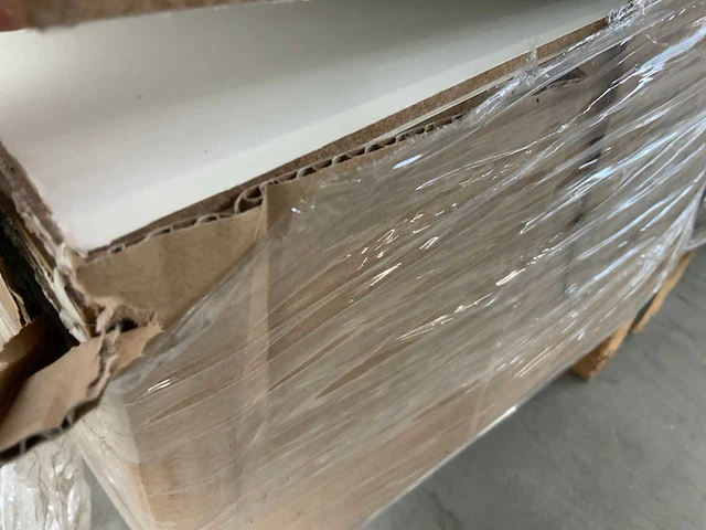 Hdf plaat 2600x1025x3mm (43x) - afbeelding 4 van  5