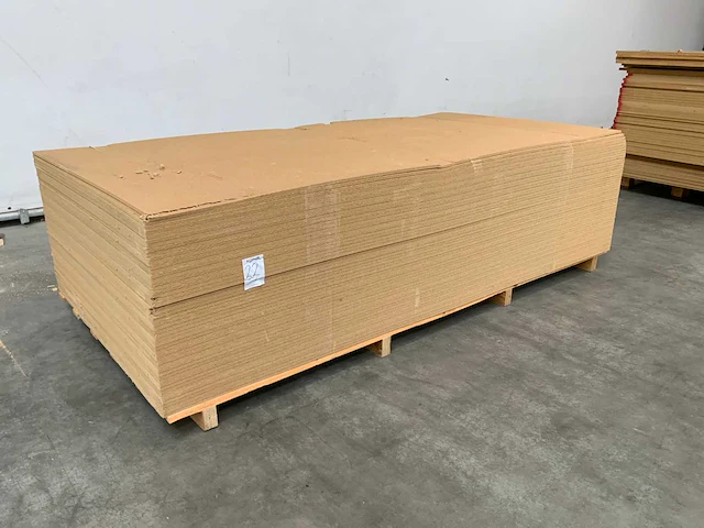 Hdf plaat ca 2500x1200x14mm (50x) - afbeelding 1 van  7