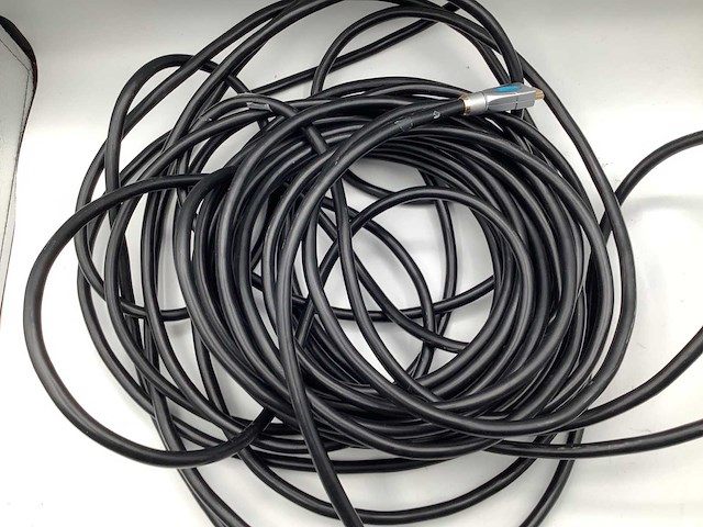 Hdmi 10 meter pc- & netwerkkabel - afbeelding 3 van  3