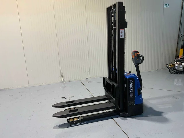 He1200/3 cdd12j stapelaar, duplex, ingebouwde lader, accu 2025, 9 uur - afbeelding 1 van  25