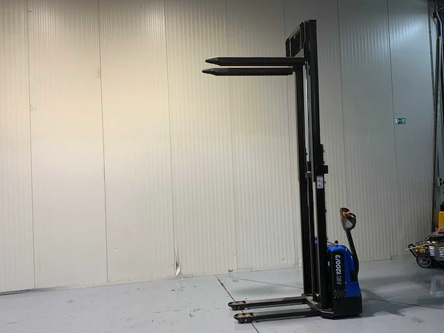 He1200/3 cdd12j stapelaar, duplex, ingebouwde lader, accu 2025, 9 uur - afbeelding 17 van  25