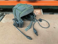 Headset in helm - afbeelding 1 van  5