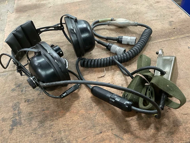 Headset - afbeelding 2 van  3
