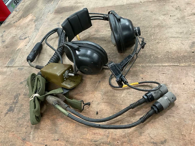Headset - afbeelding 1 van  3